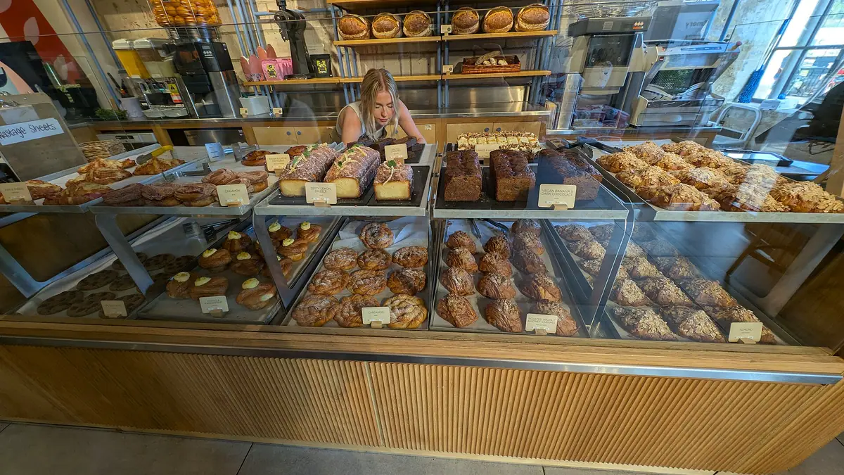 Simmons Bakers – bakery in Knebworth, Stevenage